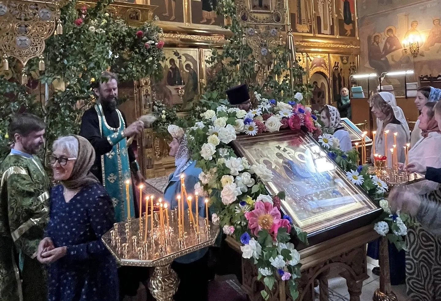 День Святой Троицы🕊️  День рождения православной церкви 🙏
